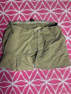 OJAI Green Linen Blend Pleated Skort Shorts Wrap Style Women's Size 4